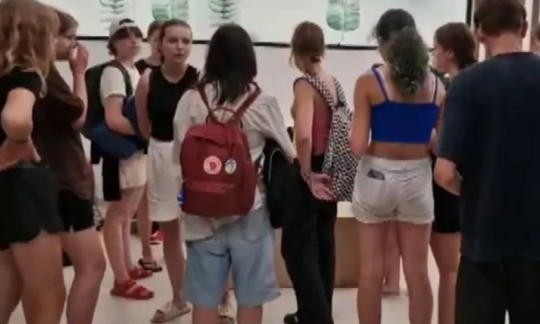 Zbulohet arsyeja e helmimit të turistëve polakë në Vlorë