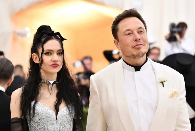 Ish-e dashura e Elon Musk i lutet miliarderit të takojë djalin e saj 3 vjeç