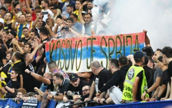 UEFA merr vendimin | Ky është denimi për Rumaninë pas skandalit të tifozëve në takimin ndaj Kosovës