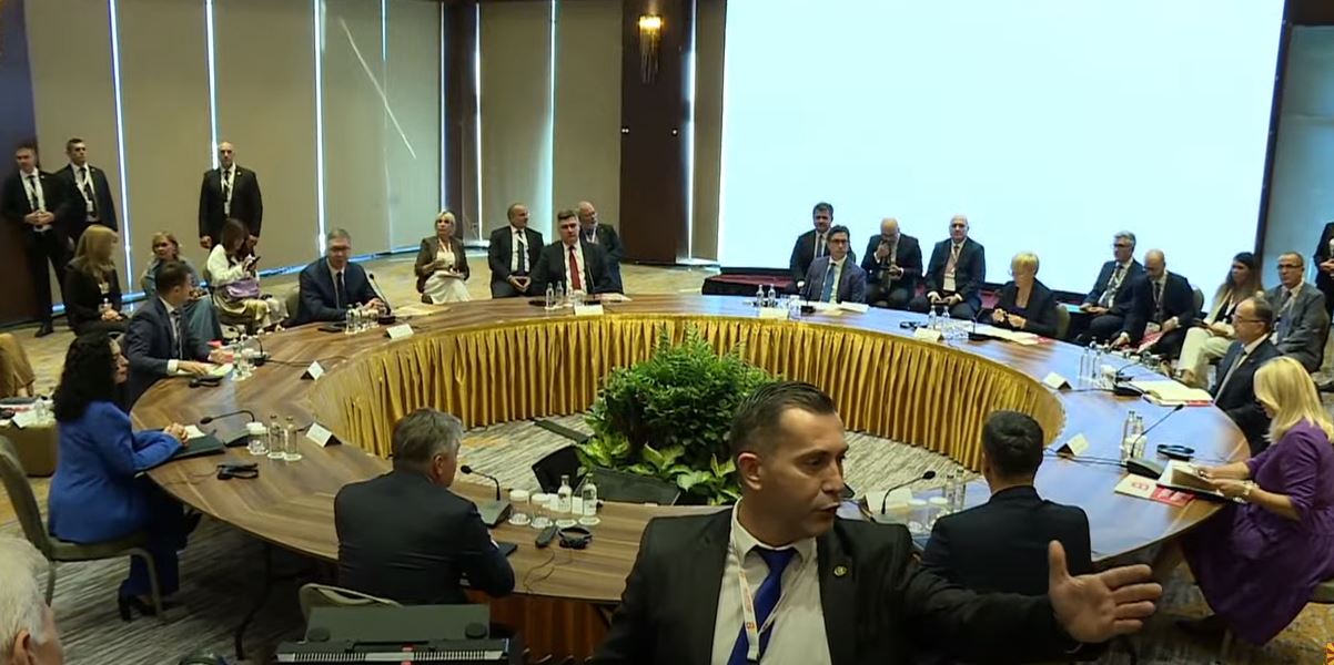 Nis Samiti i Bërdo-Brionit në Shkup, Osmani dhe Vuçiqi bashkë në një tryezë