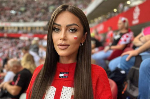 Miss Polonia nuk largohet nga Shqipëria, ndan momentet relaksuese nga plazhi