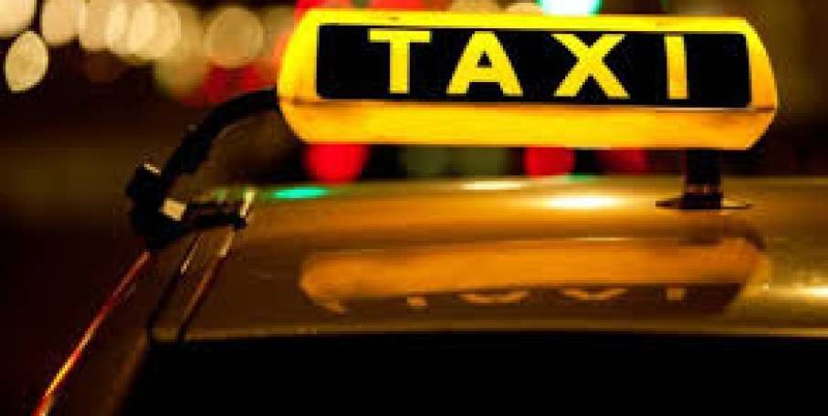 Taksisti në Prishtinë kërkon ndihmën e Policisë: Klienti nuk e pagoi, ia grabiti iPhone-in dhe iku