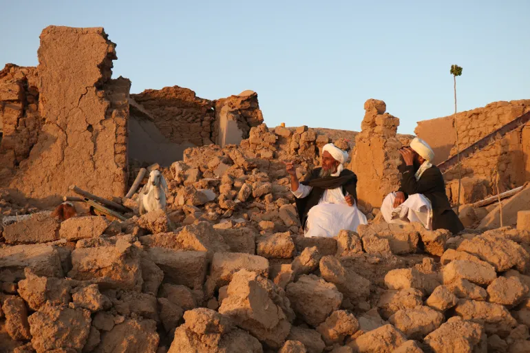 Mijëra persona besohet se kanë vdekur nga tërmeti në Afganistan