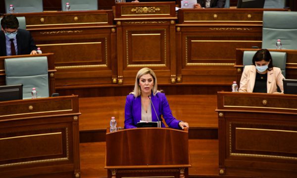 Vendimi i Kurtit dhe ministrave për të mos u përgjigjur në pyetjet parlamentare, Deliu: Injorim i hapur ndaj obligimeve Kushtetuese
