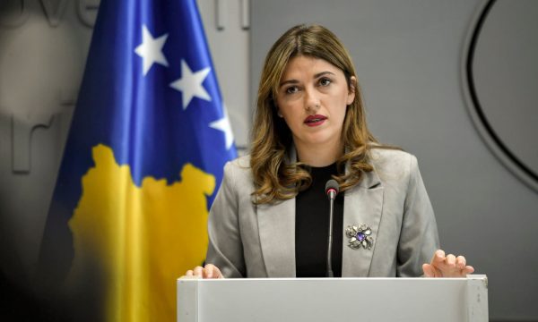 Haxhiu: Radoiçiqi do të jetë në listën e Interpolit – Serbia s’ka juridiksion që ta hetojë agresionin në Banjskë