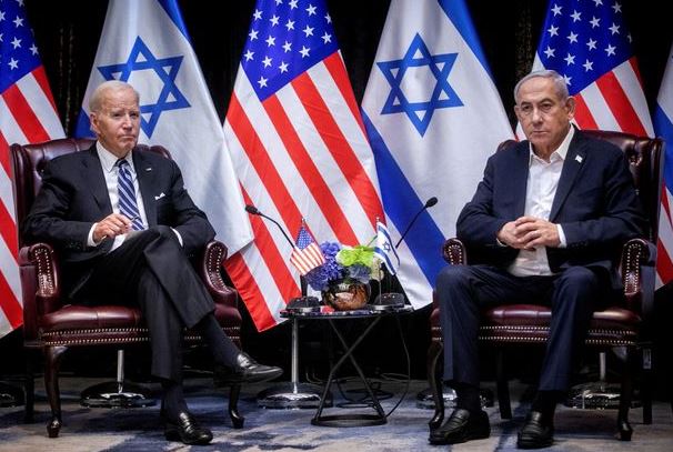 Biden flet me Netanyahun pas lirimit të dy pengjeve nga Hamasi
