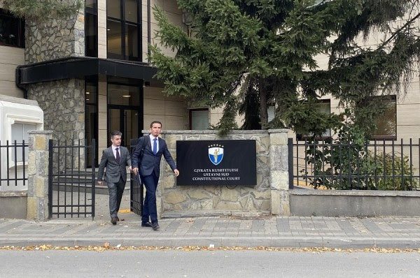 Përmbaruesi privat Ilir Mulhaxha, i shkarkuar nga Ministria e Drejtësisë ankohet në Kushtetuese