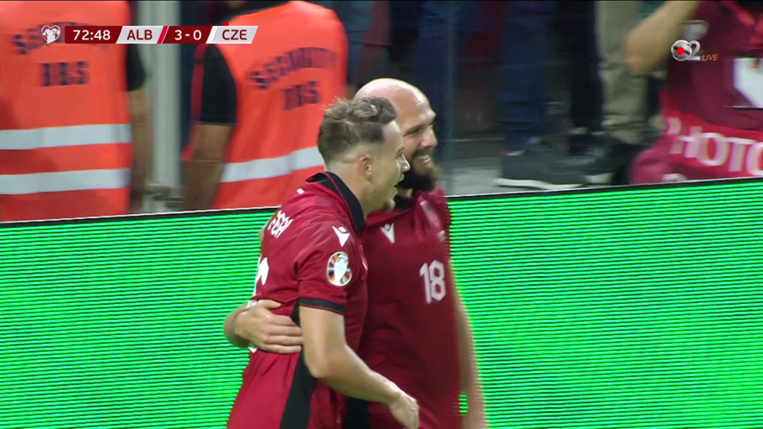 GOOOOOL/ Shqipëria nuk ndalet, Taulant Seferi shënon për 3-0