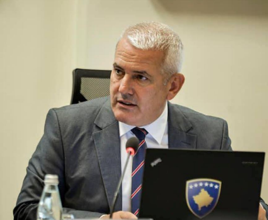 Pas fletarrestit për disa zyrtarë policorë të Kosovës, deklarohet Sveçla