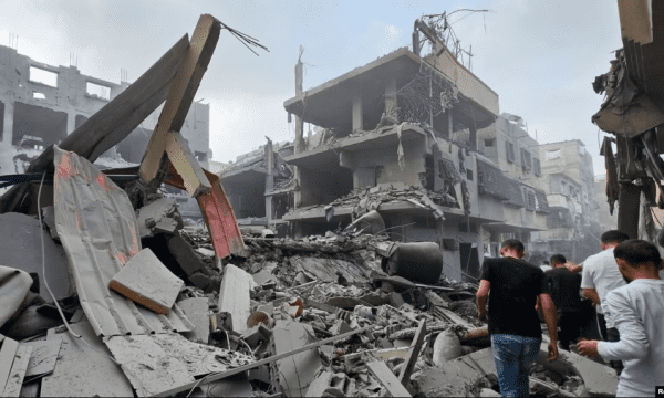 Bisedimet për armëpushimin e Gazës vazhdojnë në Kajro, Izraeli godet enklavën palestineze