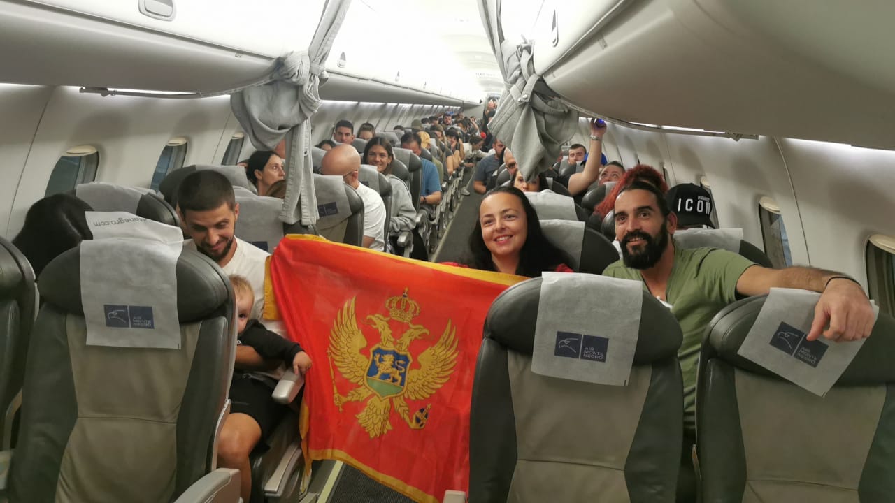 Disa kosovarë në mesin e të evakuuarve nga Izraeli në Podgoricë