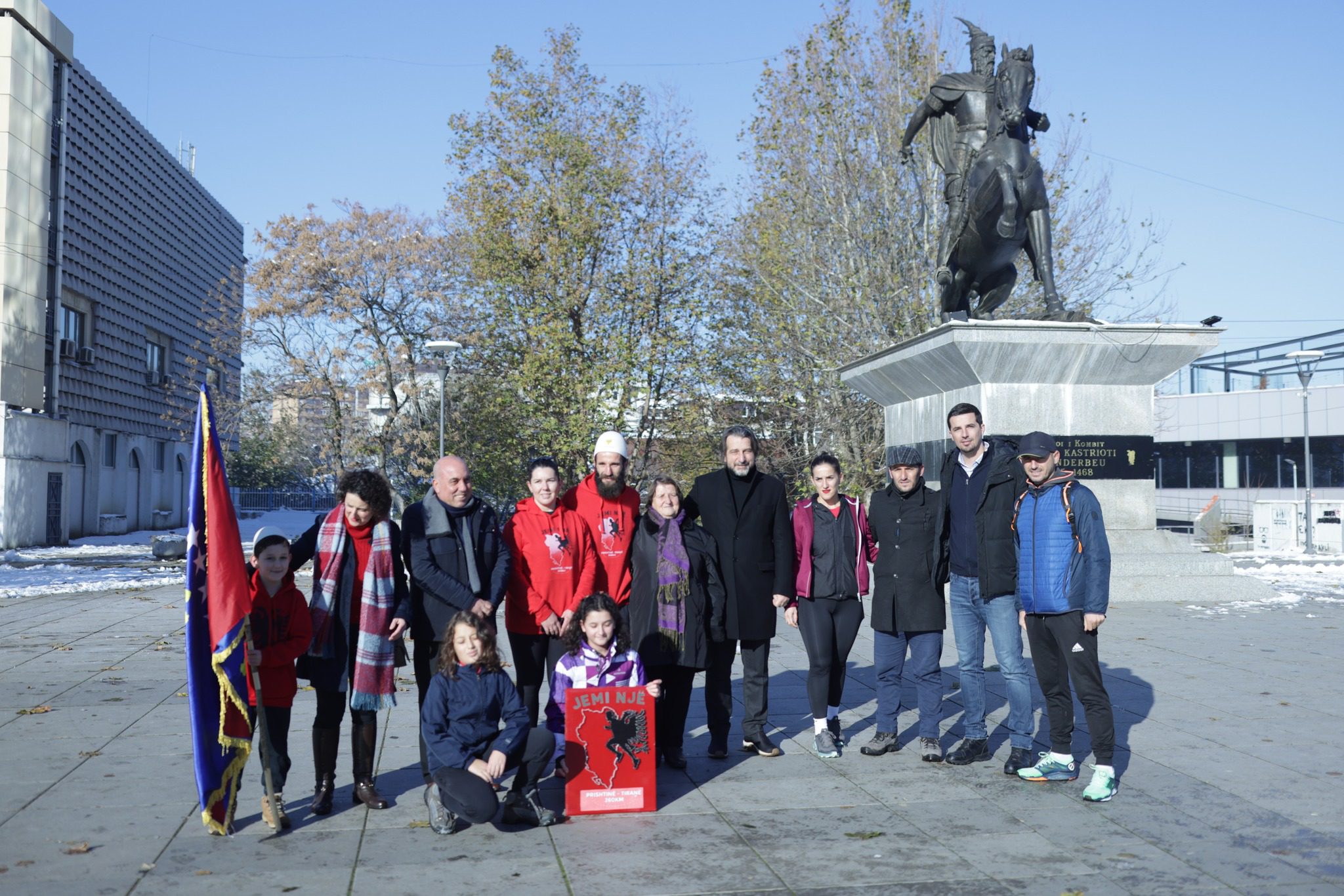 Zyberaj nis misionin e tij, vrapimin nga Prishtina në Tiranë për Ditën e Flamurit