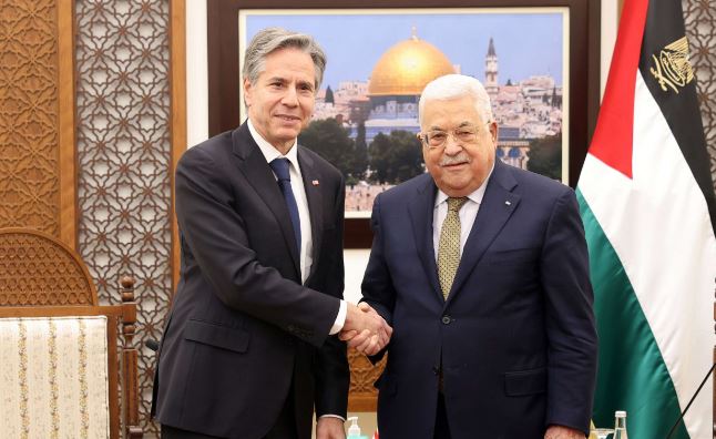 Blinken takohet me Abbasin, në vizitën e tretë në Lindjen e Mesme që nga lufta