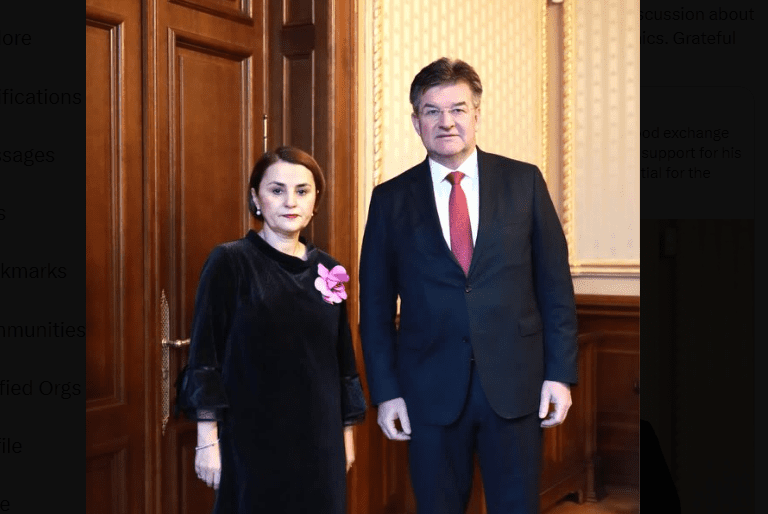Lajçak thotë se pati një “diskutim të rëndësishëm” për dialogun Kosovë-Serbi me kryediplomaten rumune