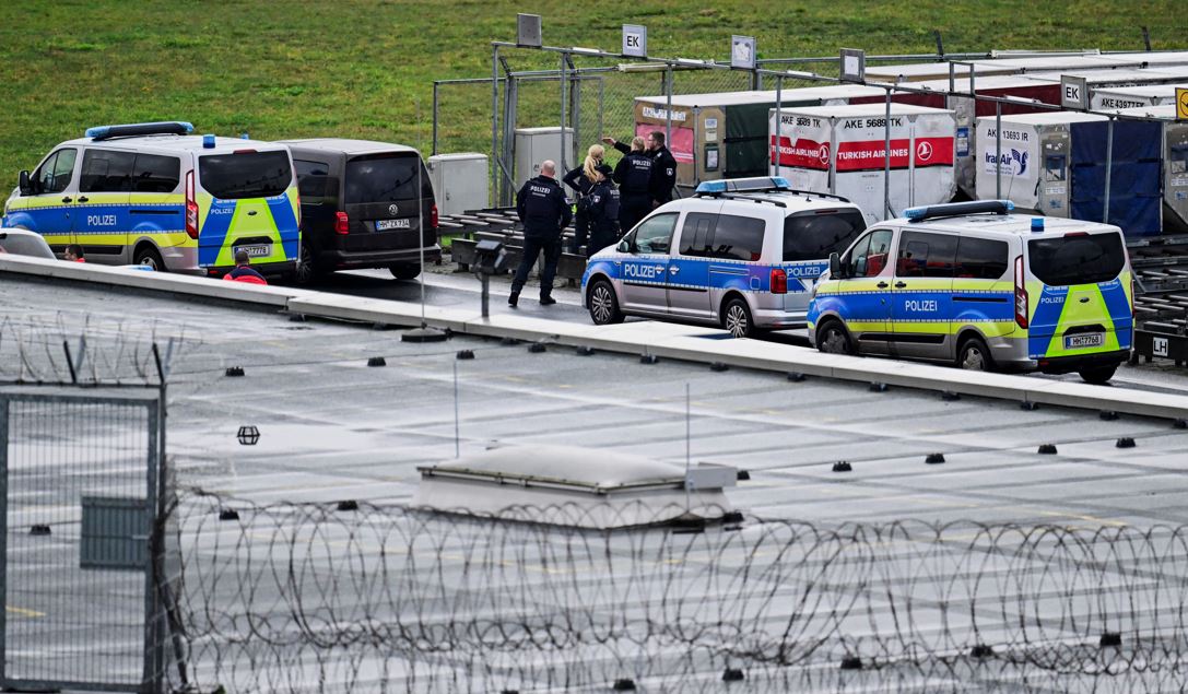 Përfundon drama e pengmarrjes në aeroportin e Hamburgut