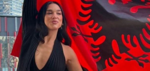 Qebapat e Kosovës që morën gjysmë milioni pëlqime në profilin e Dua Lipës