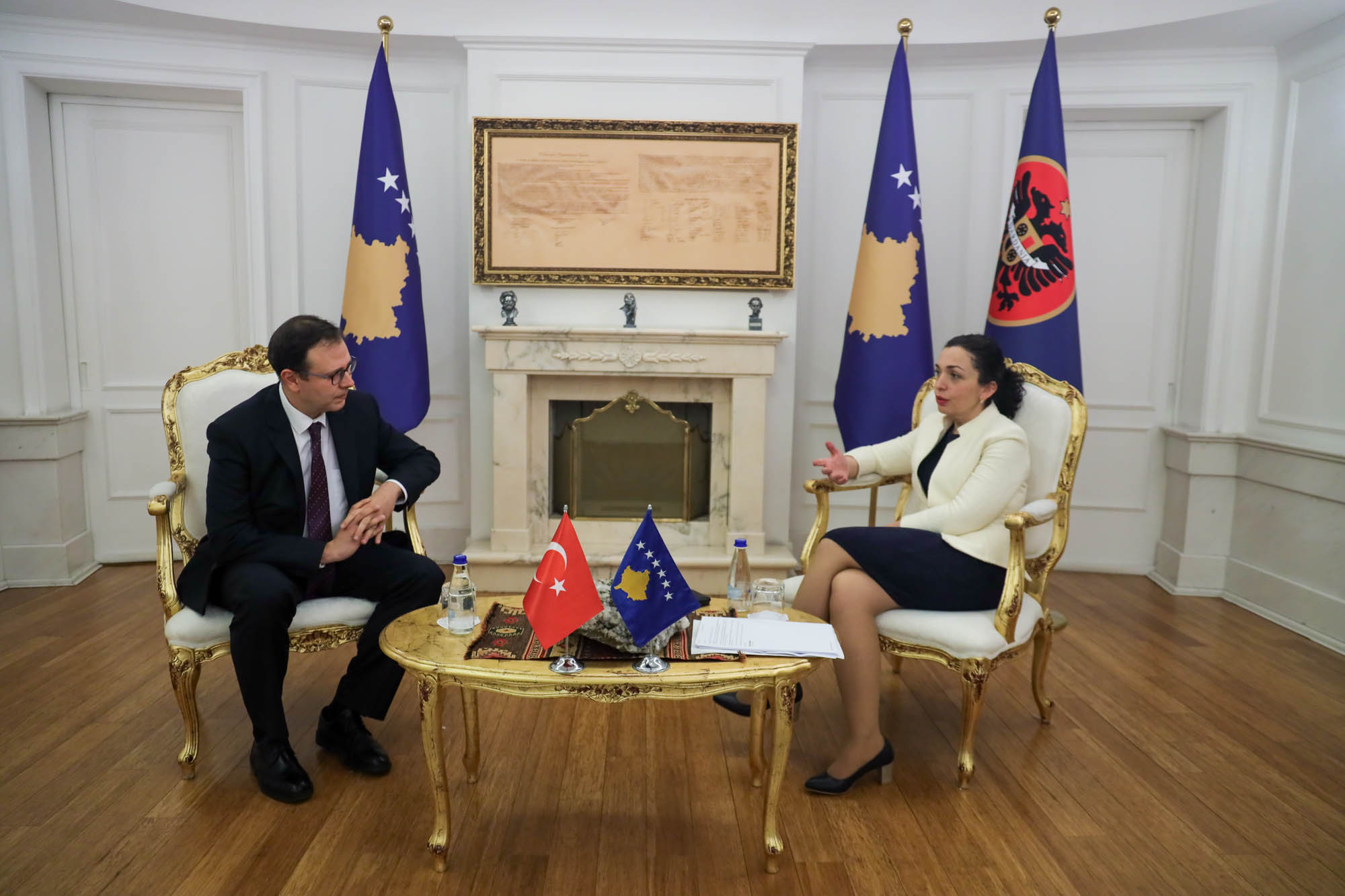 Presidentja takon ambasadorin turk, flasin për bashkëpunimin ndërshtetëror