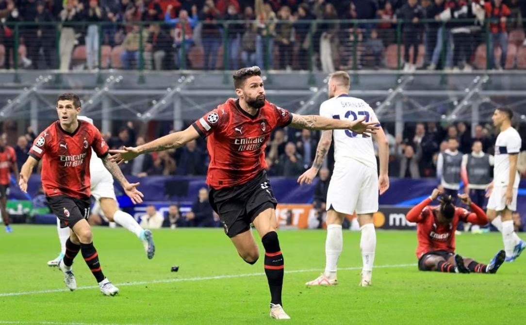 Milan triumfon me përmbysje kundër PSG-së