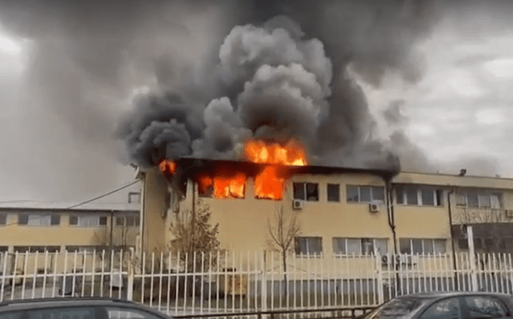 Dëshmitari rrëfen për djegien e zyreve në Institutin e Mjekësisë Ligjore