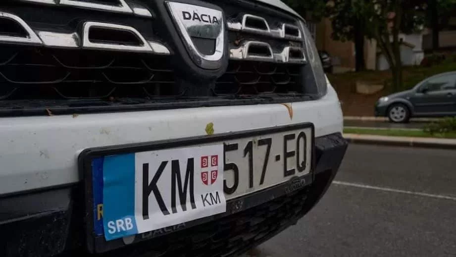 Mbi 1 mijë e 350 vetura me targa ilegale regjistrohen në RKS