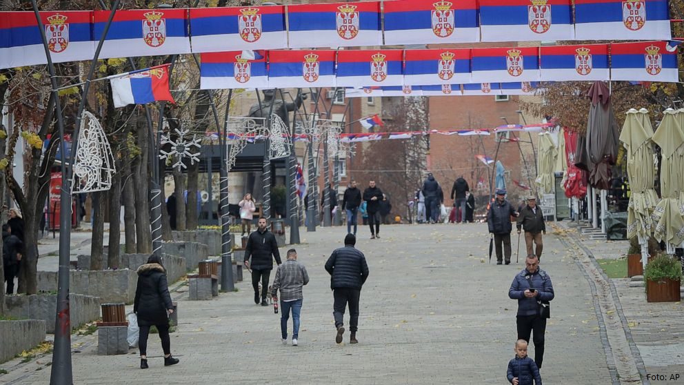 Në Mitrovicë të Veriut dhe Leposaviq nis peticioni për shkarkimin e kryetarëve