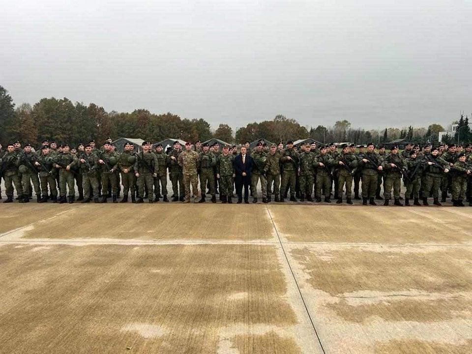 FSK dhe ushtria shqiptare zhvillojnë stërvitje të përbashkëta, Maqedonci: Dy ushtri, një komb