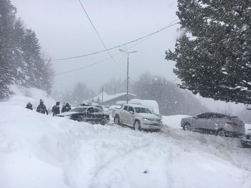 Mbyllet terësisht rruga nga Brezovica në drejtim të Qendrës së Skijimit