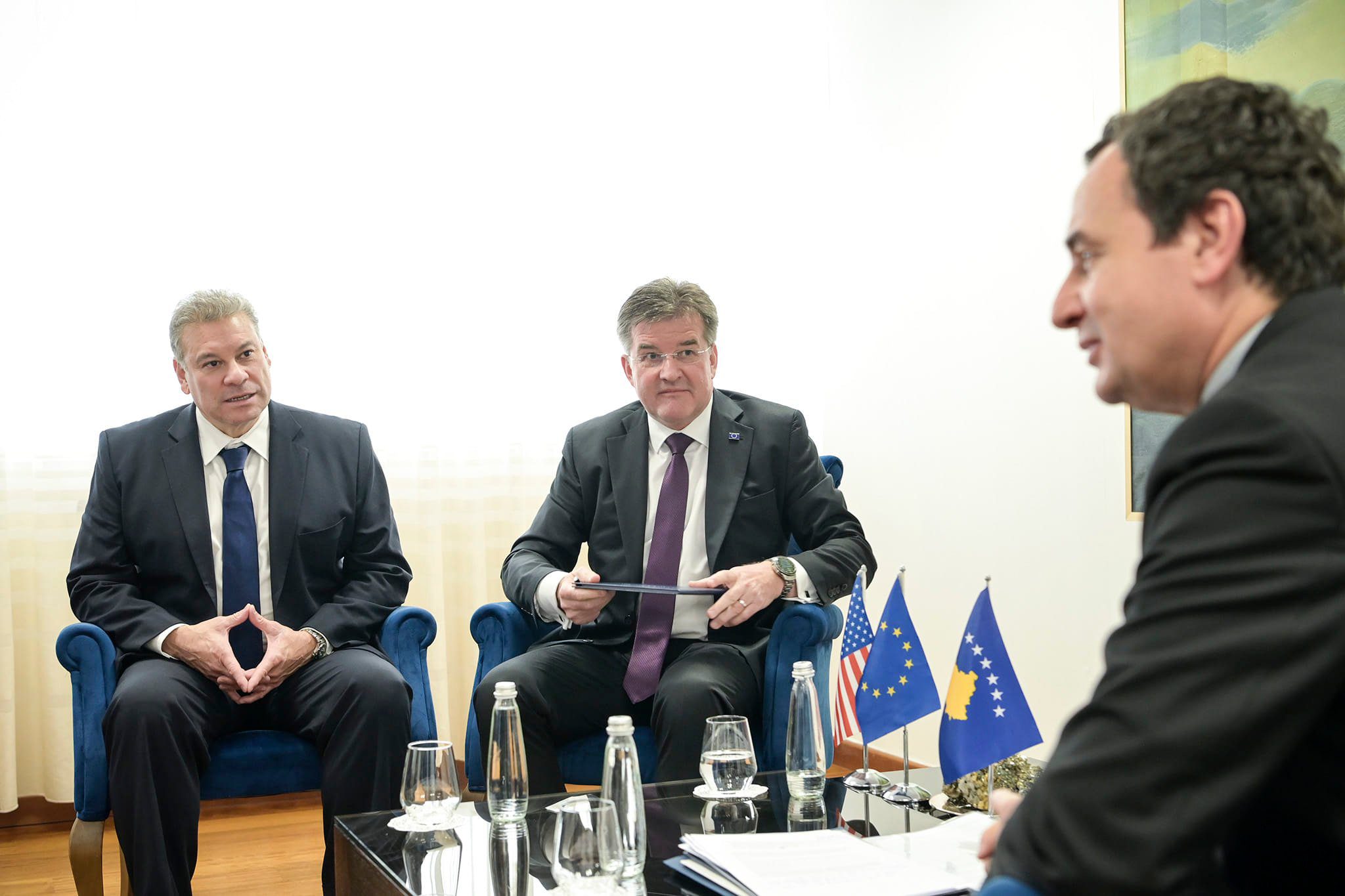 Lajçak jep sinjal për një momentum të ri, Kosova mund të “rehatohet” para zgjedhjeve në Bashkimin Evropian