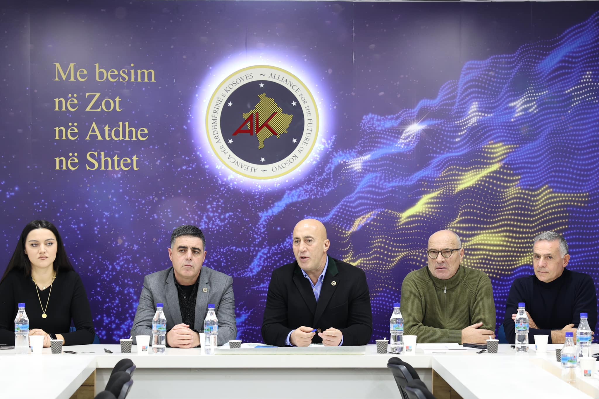 Haradinaj: Të vendosur të mbrojmë të arriturat e Kosovës që po rrezikohen nga qeveria e sotme