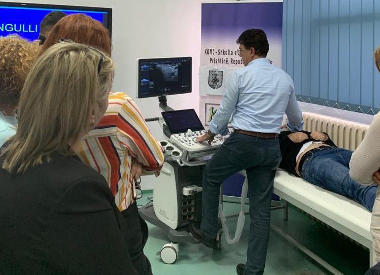 Gjashtë QMF-ja në Prishtinë, tashmë e bëjnë edhe ultrazërin e barkut