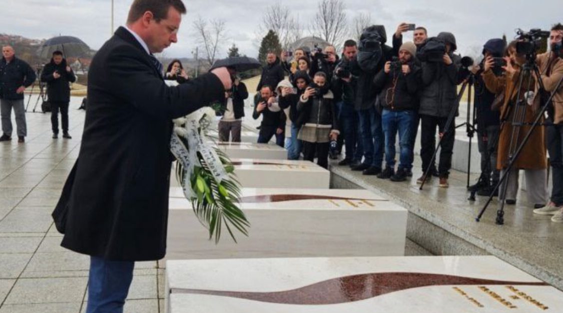 Avokati serb: Sot në orën 09:00 do të jem në Serbi, do të kenë mundësi të më arrestojnë 