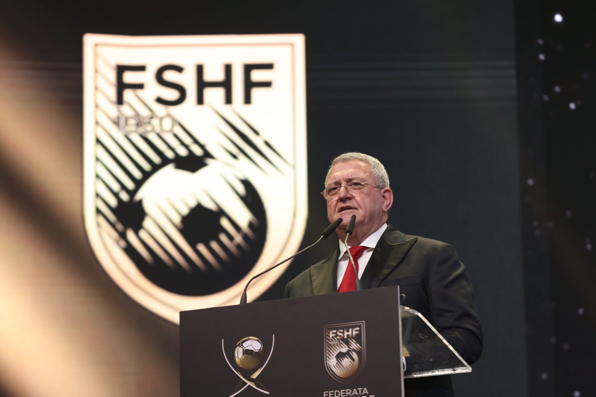 Presidenti i FSHF-së Duka tregon “sekretin” e rritjes së Kombëtares & futbollit shqiptar