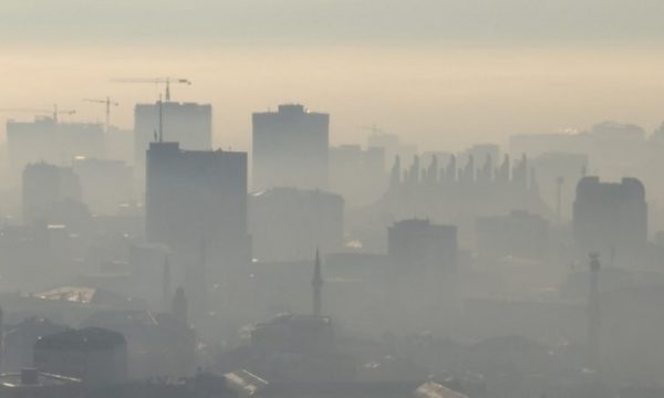​Ndotja e ajrit në vend – IKSHPK këshillon për kujdes personat e ndjeshëm me shëndet