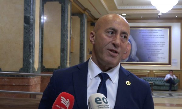 Haradinaj fton pa asnjë kusht PDK-në e LDK-në, në koalicion