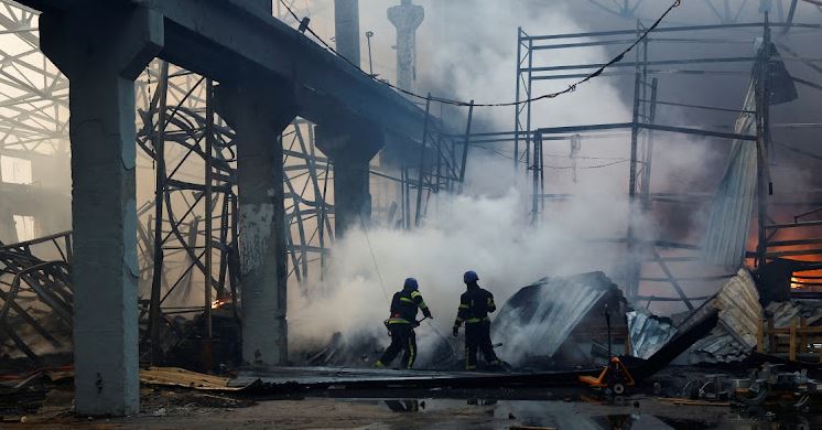 Rusia nis sulm masiv me raketa në Ukrainë