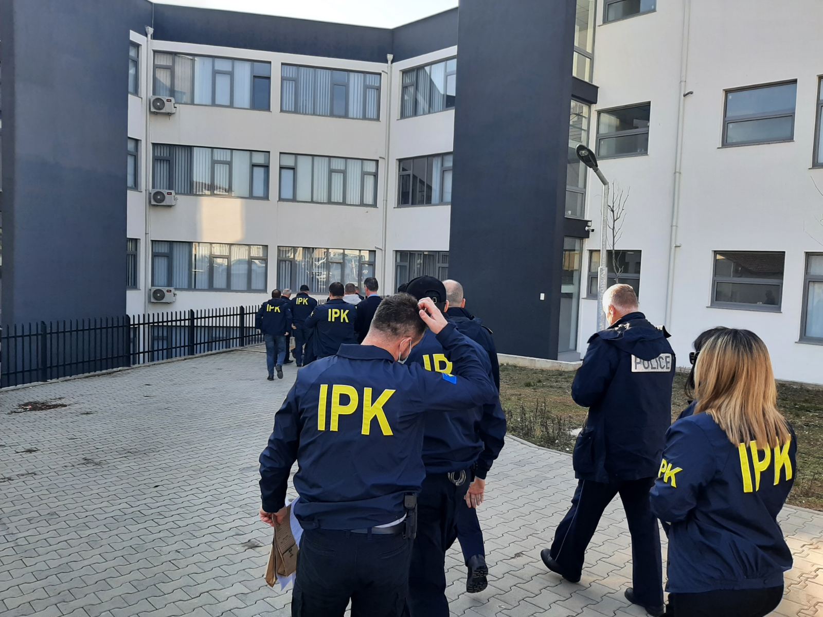 21 punonjës policorë u arrestuan për një vit, IPK-ja publikon raportin vjetor