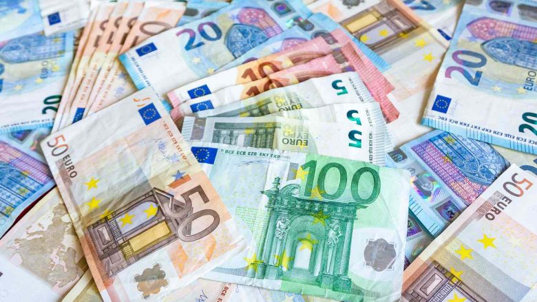 Rregullorja e re, BQK tregon se ku dhe si mund të bëhet pranimi dhe konvertimi i dinarit në euro
