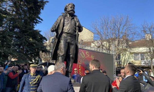 Zbulohet shtatorja e Adem Jasharit në Mitrovicë