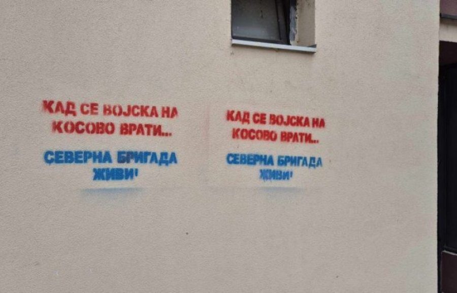 Grafite me ngjyrat e flamurit serb në komunat veriore, policia nis hetimet