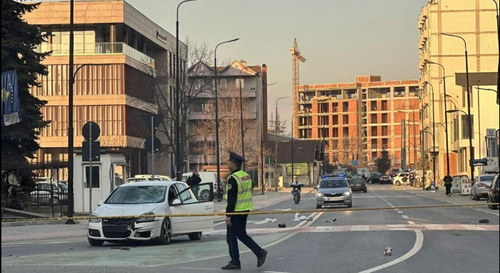 Incident në Lipjan: Vetura godet dy qytetarë, polici detyrohet ta përdorë armën e zjarrit (Video)