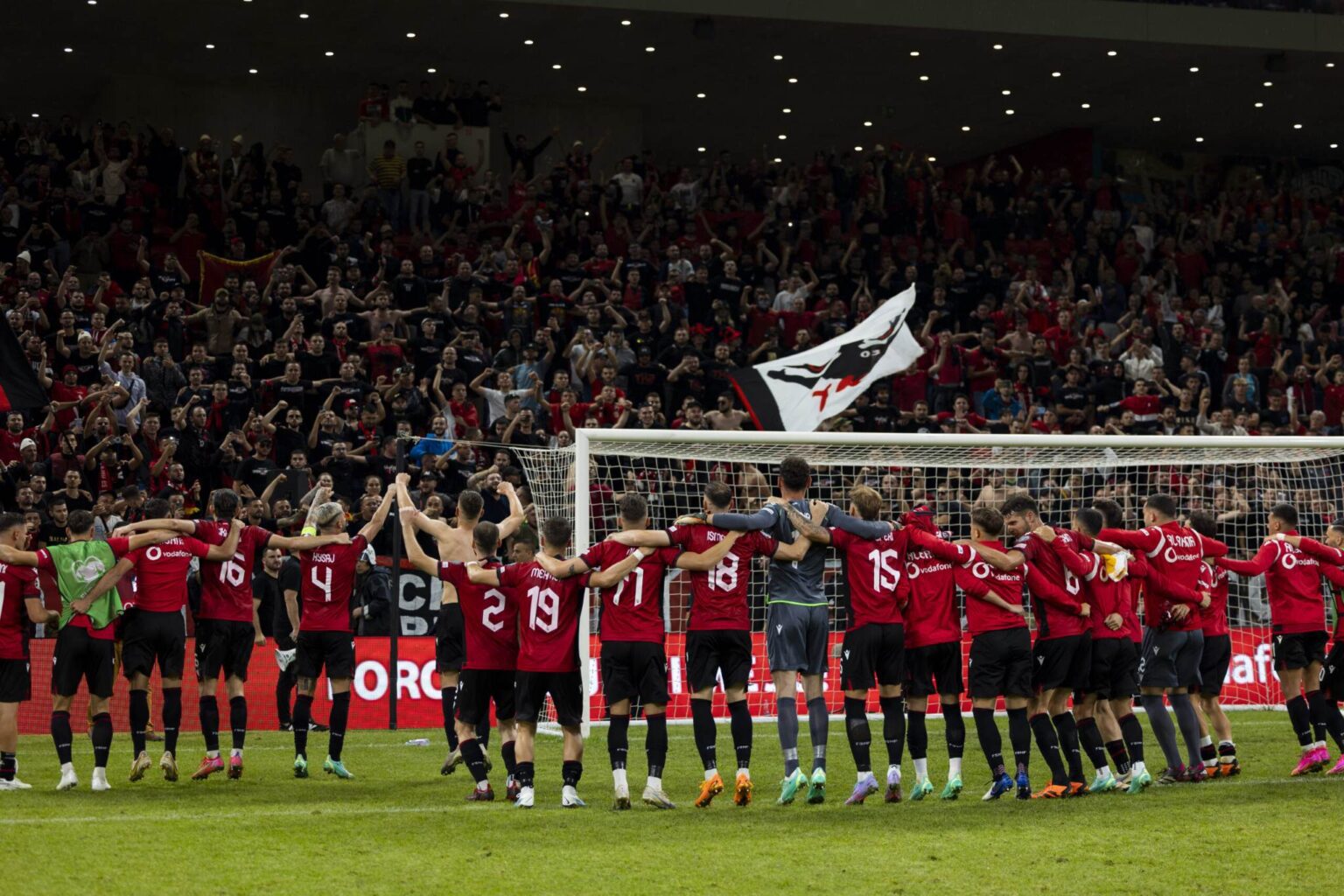 Shqipëria përballë Ukrainës, UEFA vendos ndeshja të luhet në stadium neutral