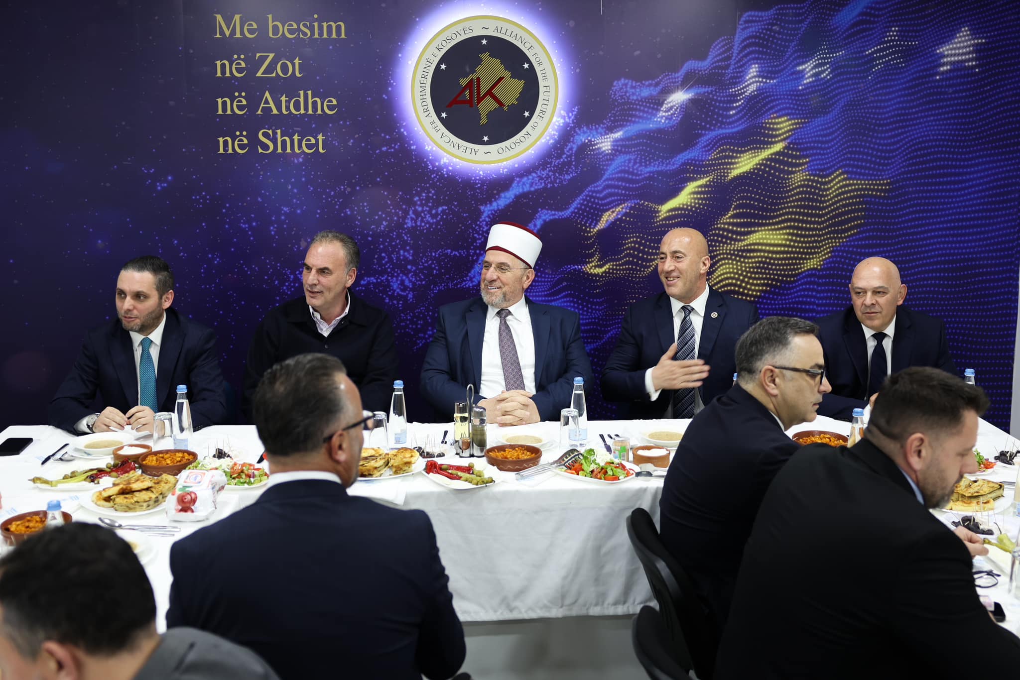 Haradinaj shtron iftar për BIK-un