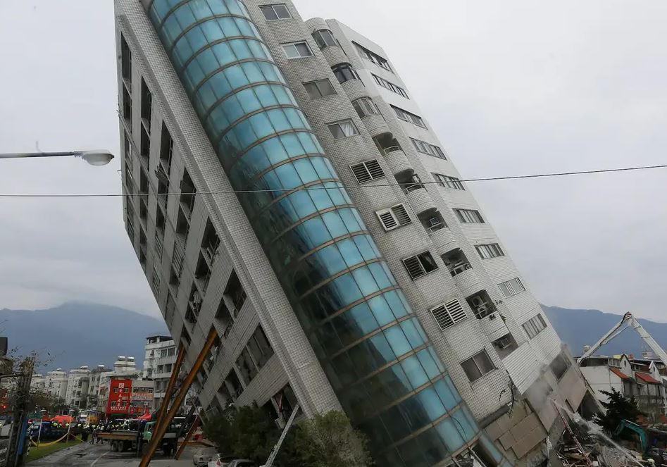 Mbi 1000 të lënduar nga tërmeti në Tajvan
