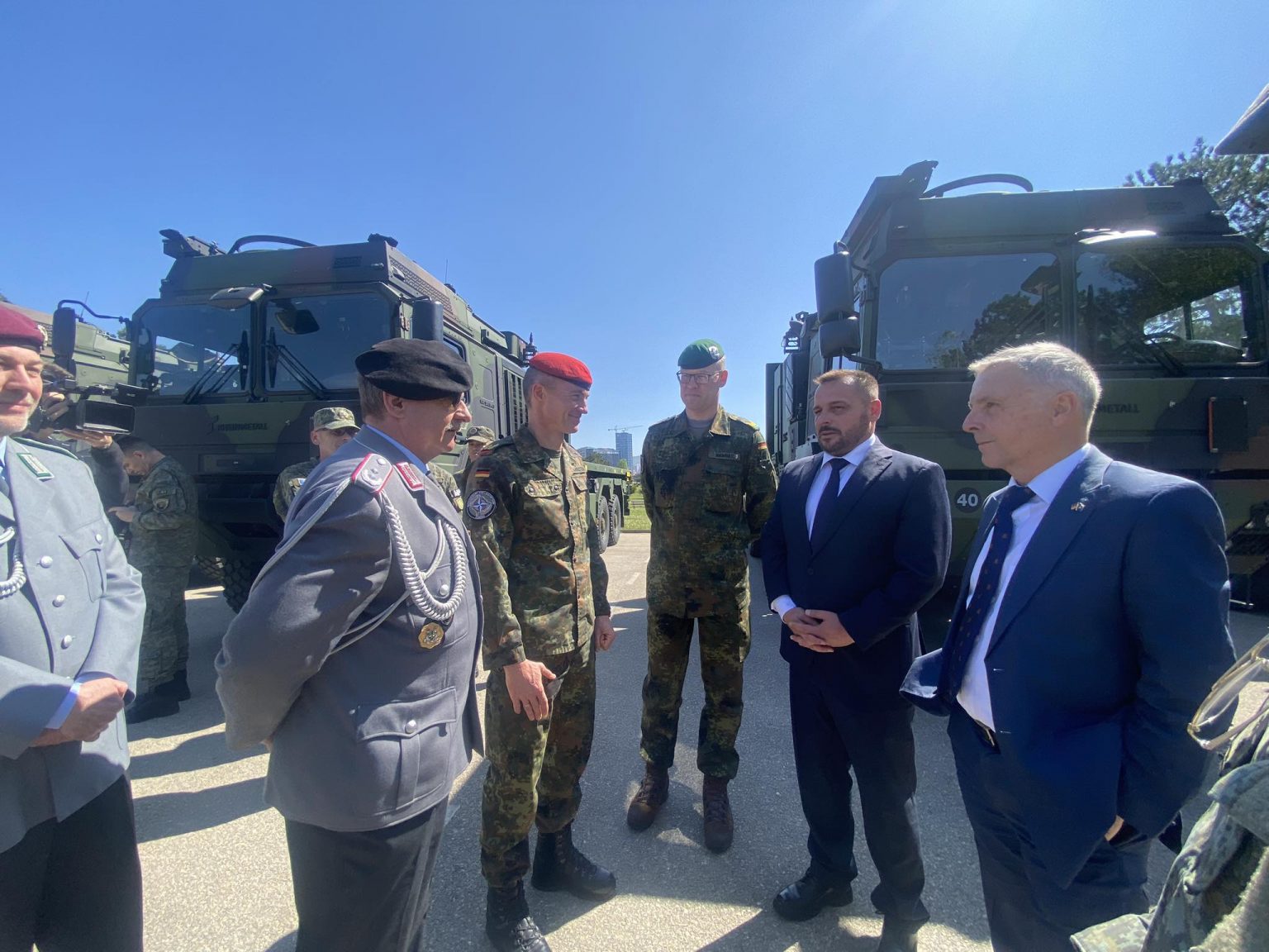Gjermania dhuron automjete ushtarake në vlerë 2.7 milionë euro për FSK-në