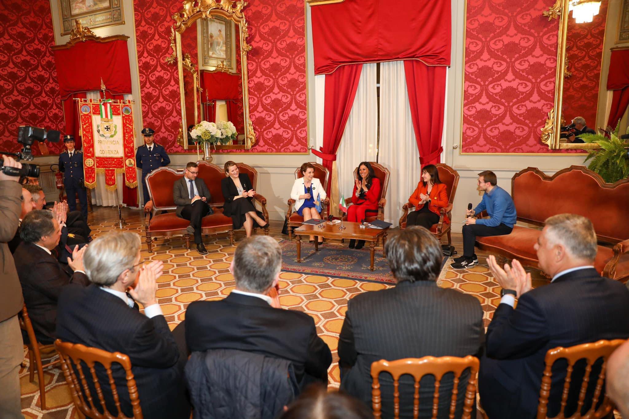 Gërvalla takohet me kryetarët e komunave arbëreshe në Itali