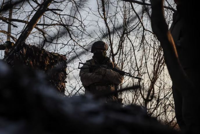 Rreth 30 burra ukrainas kanë vdekur duke tentuar t’i kalojnë kufijtë për t’iu shmangur luftës