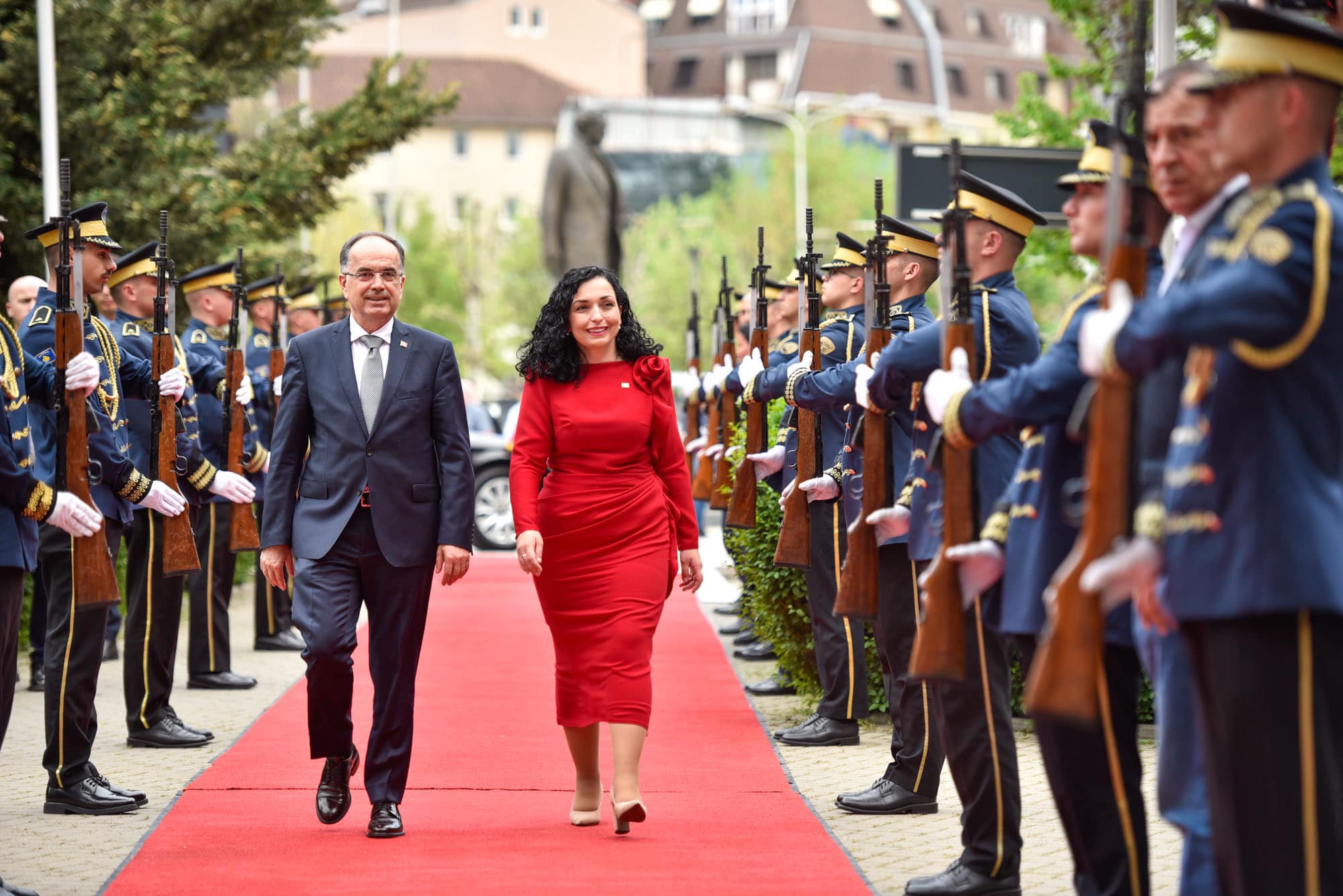 Osmani pas takimit me Begajn: Lidhja mes Kosovës dhe Shqipërisë, e fortë dhe e pathyeshme