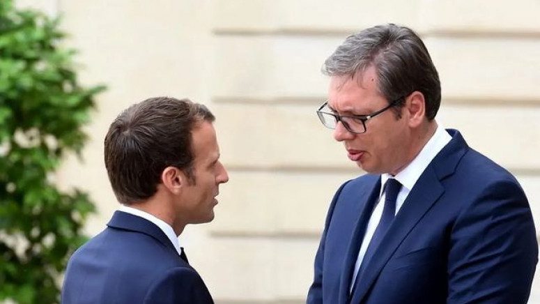 Macron paralajmëron Vuçiqin: Përgjegjësit e Banjskës të dalin para gjyqit për veprimet e tyre