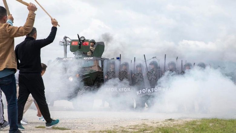 KFOR-i turk kryen trajnimin për kontrollin e trazirave të turmës në Bondsteel