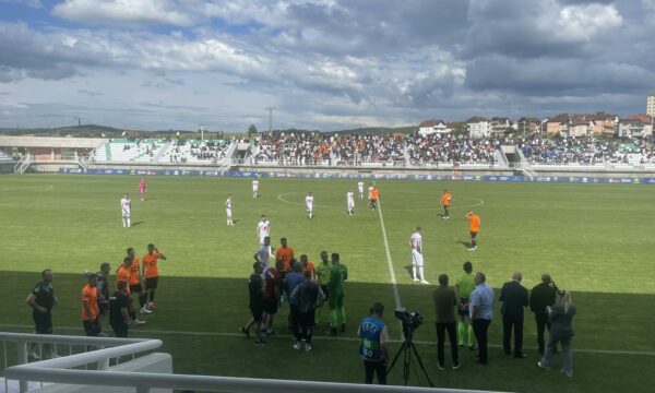 Albin Krasniqi shënon dy gola të shpejtë, Prishtina e barazon rezultatin ndaj Ballkanit